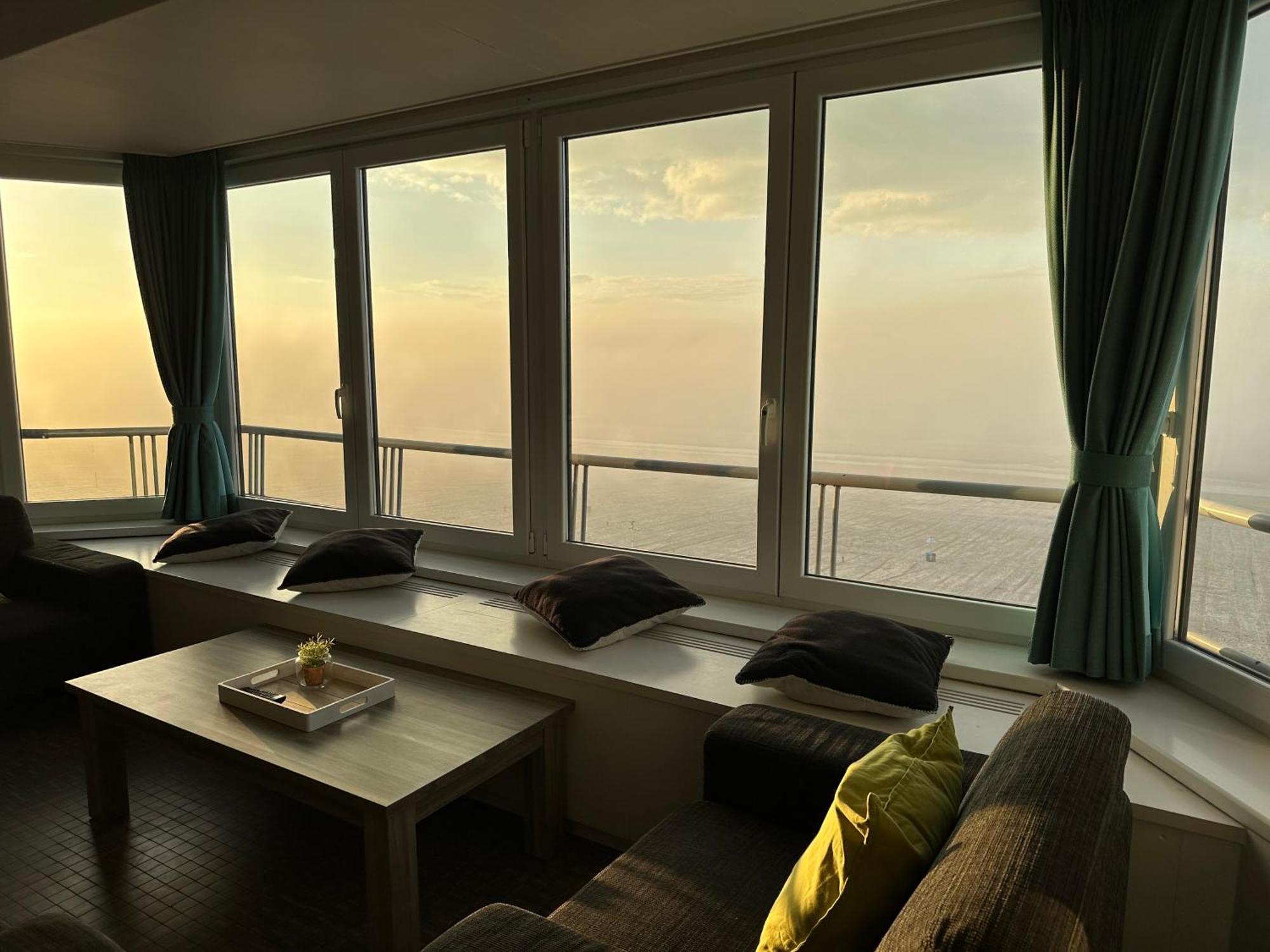 Апарт готель Novo Panoramic Sea View Де-Панне Екстер'єр фото